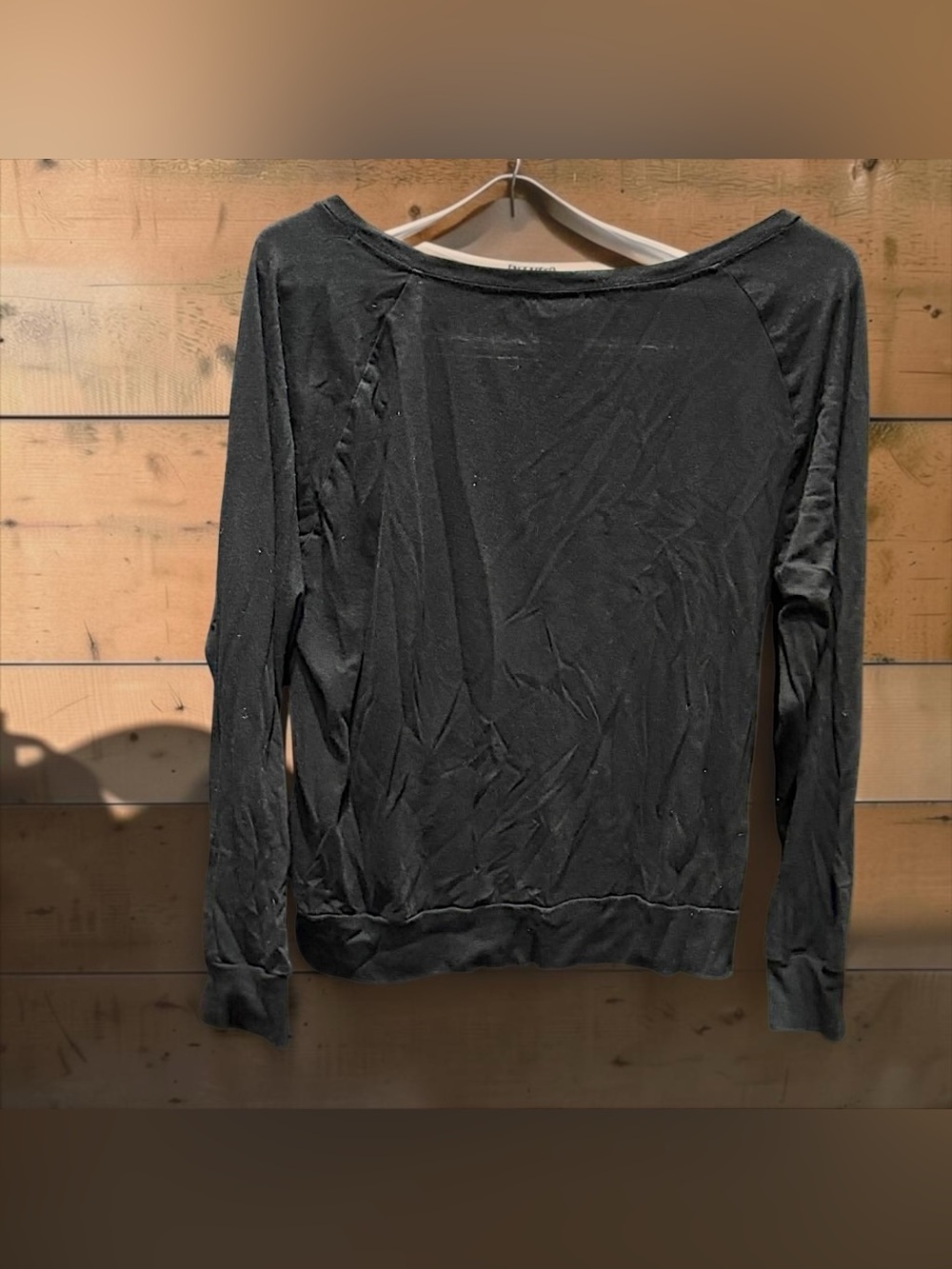 PINK Victoria's Secret Black Long-Sleeve Sequin Logo Tee MEDIUM - Picture 4 of 5